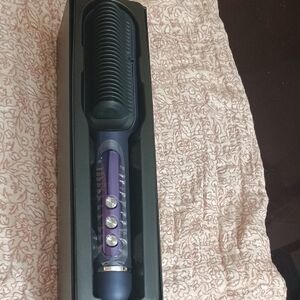 Black Hair Straightening Brush